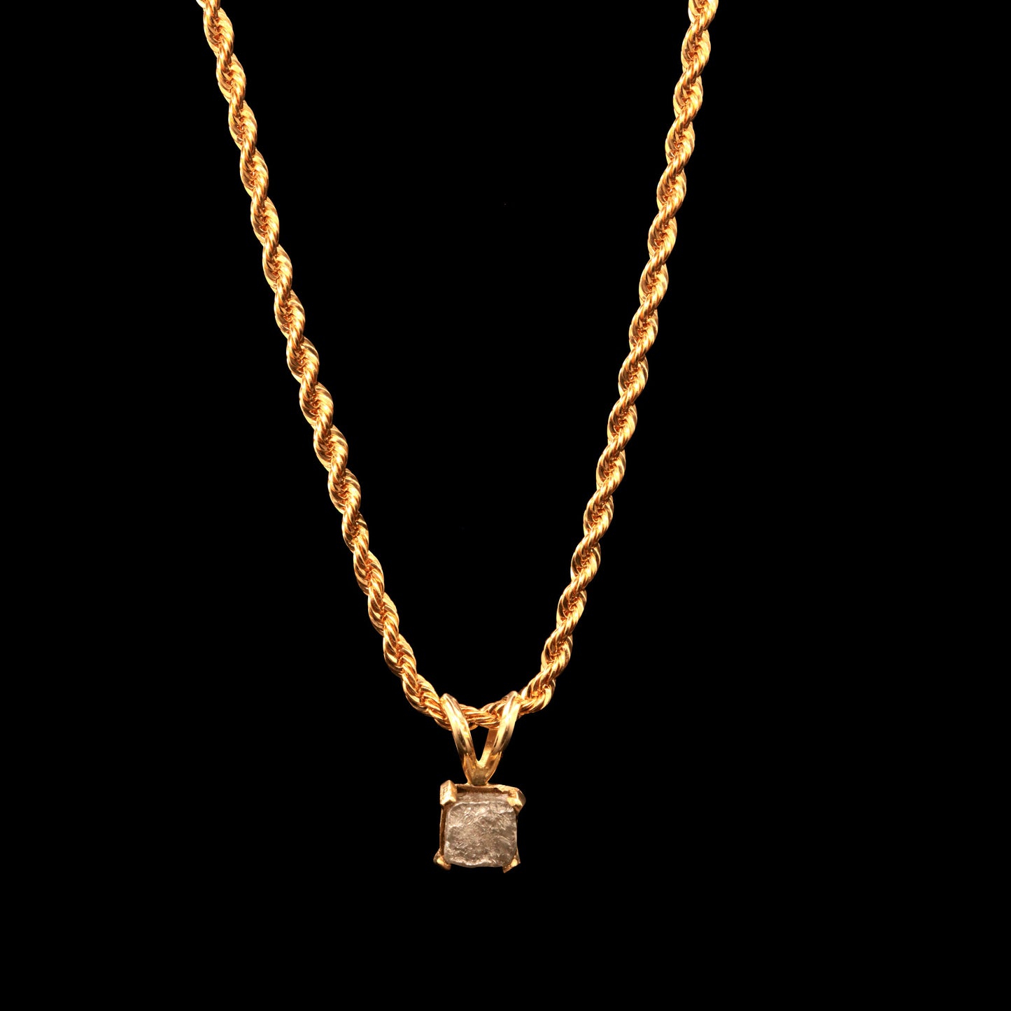 2.6 CARAT NATURAL UNTREATED CONFLICT FREE ROUGH DIAMOND CUBE SOLITAIRE ON 14K ROPE