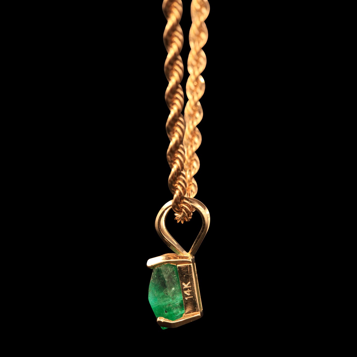 2.35 CARAT NATURAL UNTREATED COLOMBIAN EMERALD GEM ON 14K ROPE