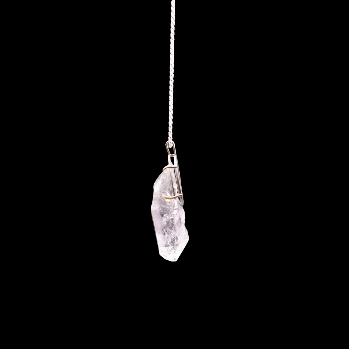 Raw Clear Quart Point on Rope