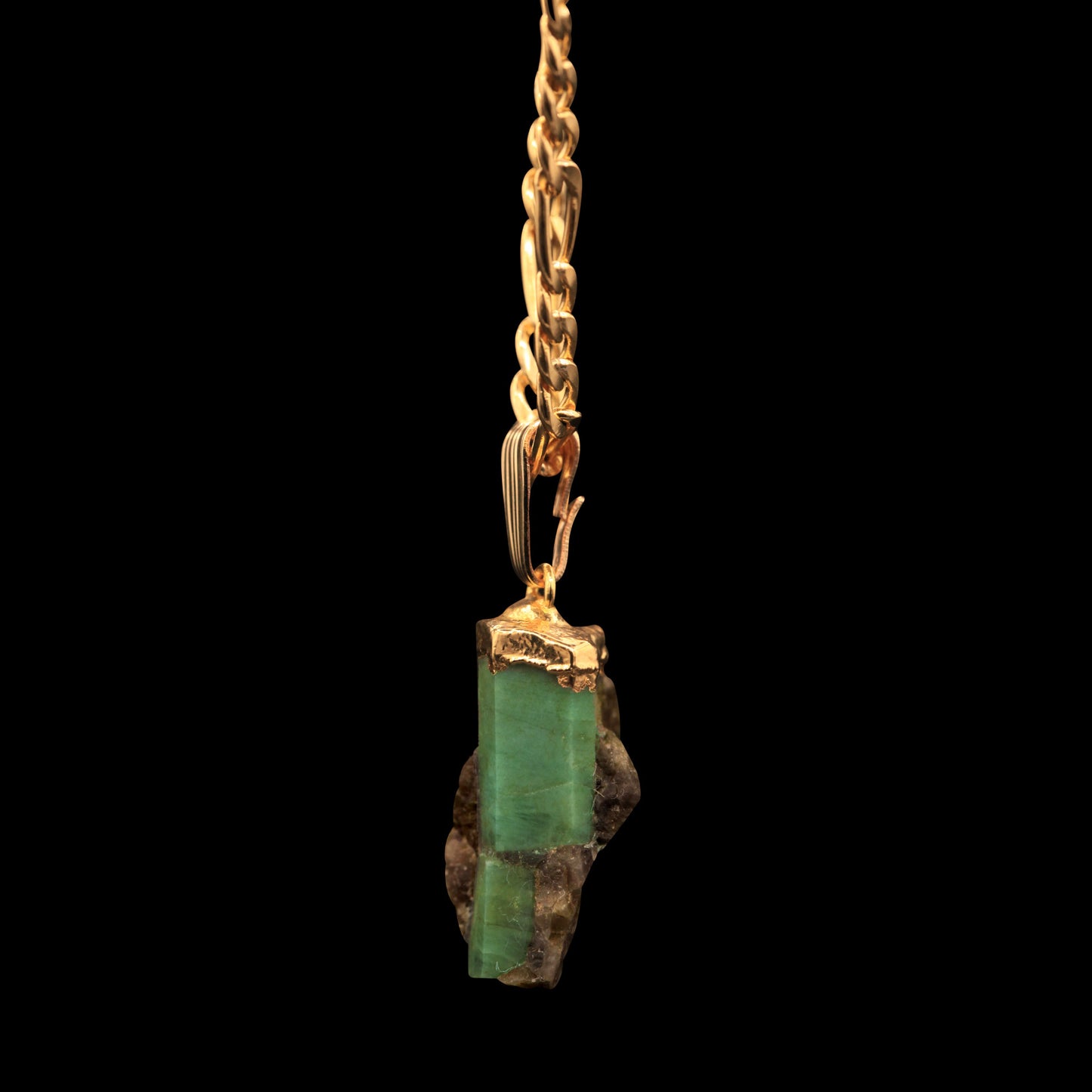 Raw Emerald Matrix on Figaro