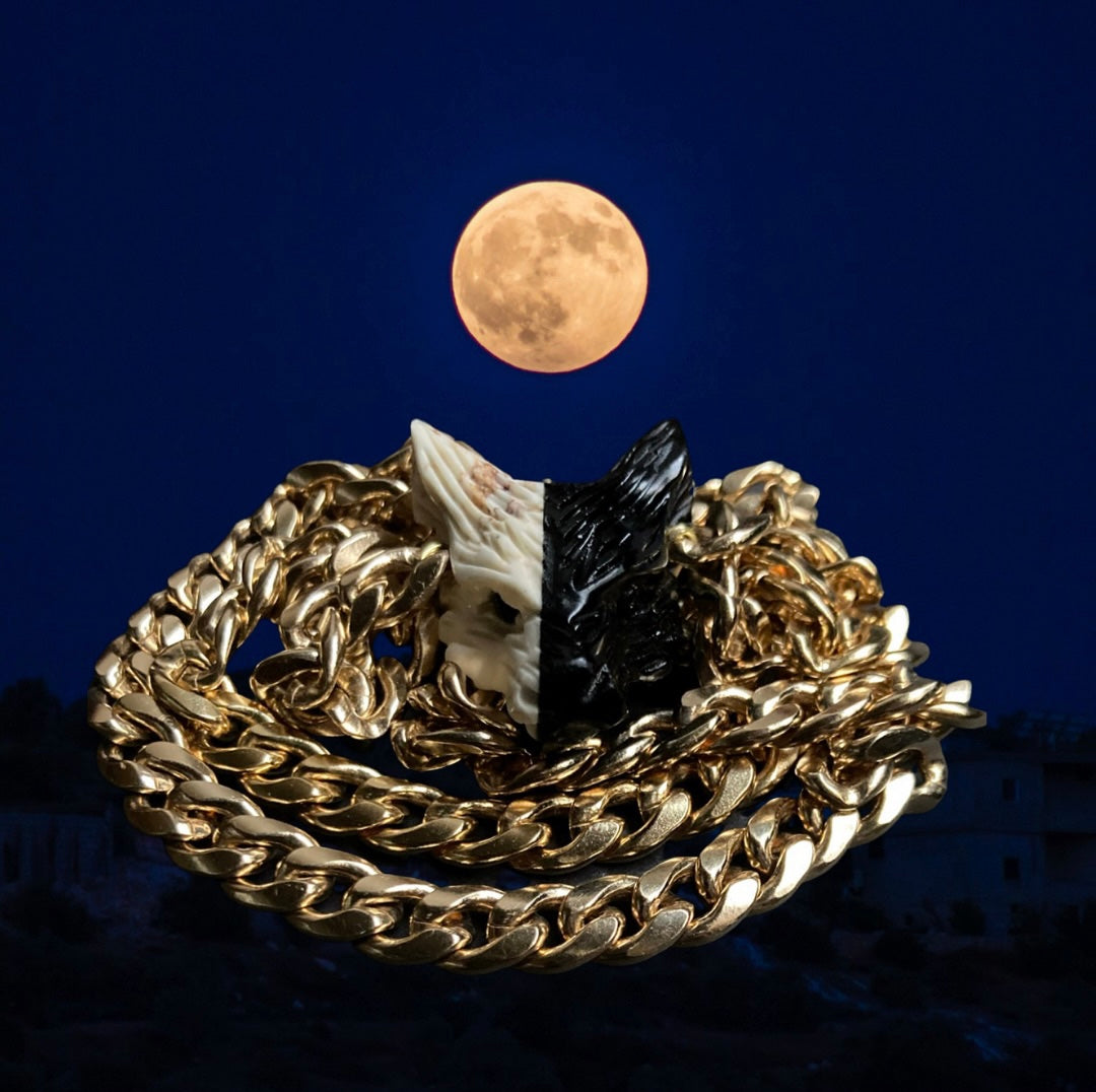 WOLFMOON22 X HOWLITE + BLACK OBSIDIAN ON GOLD CURB