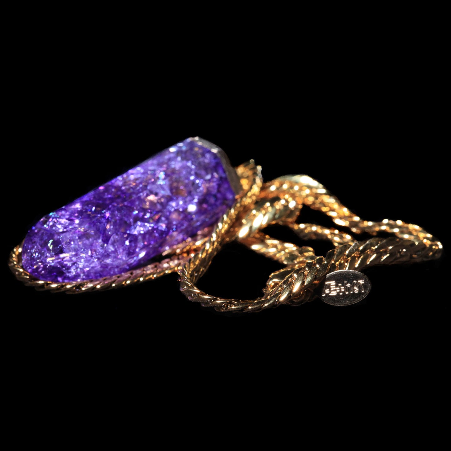 Violet Crackle Quartz Point on Herringbone