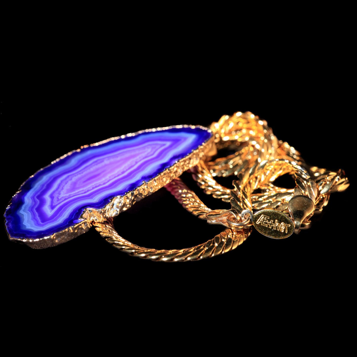 Violet Agate Slice on Herringbone