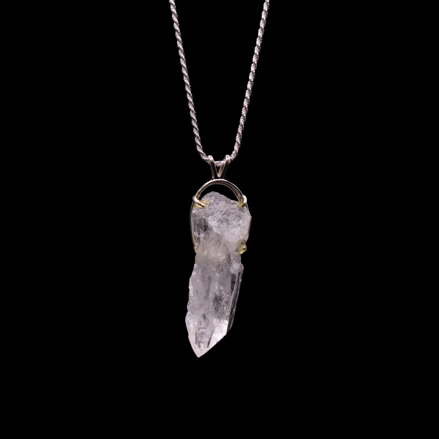 Raw Clear Quart Point on Rope