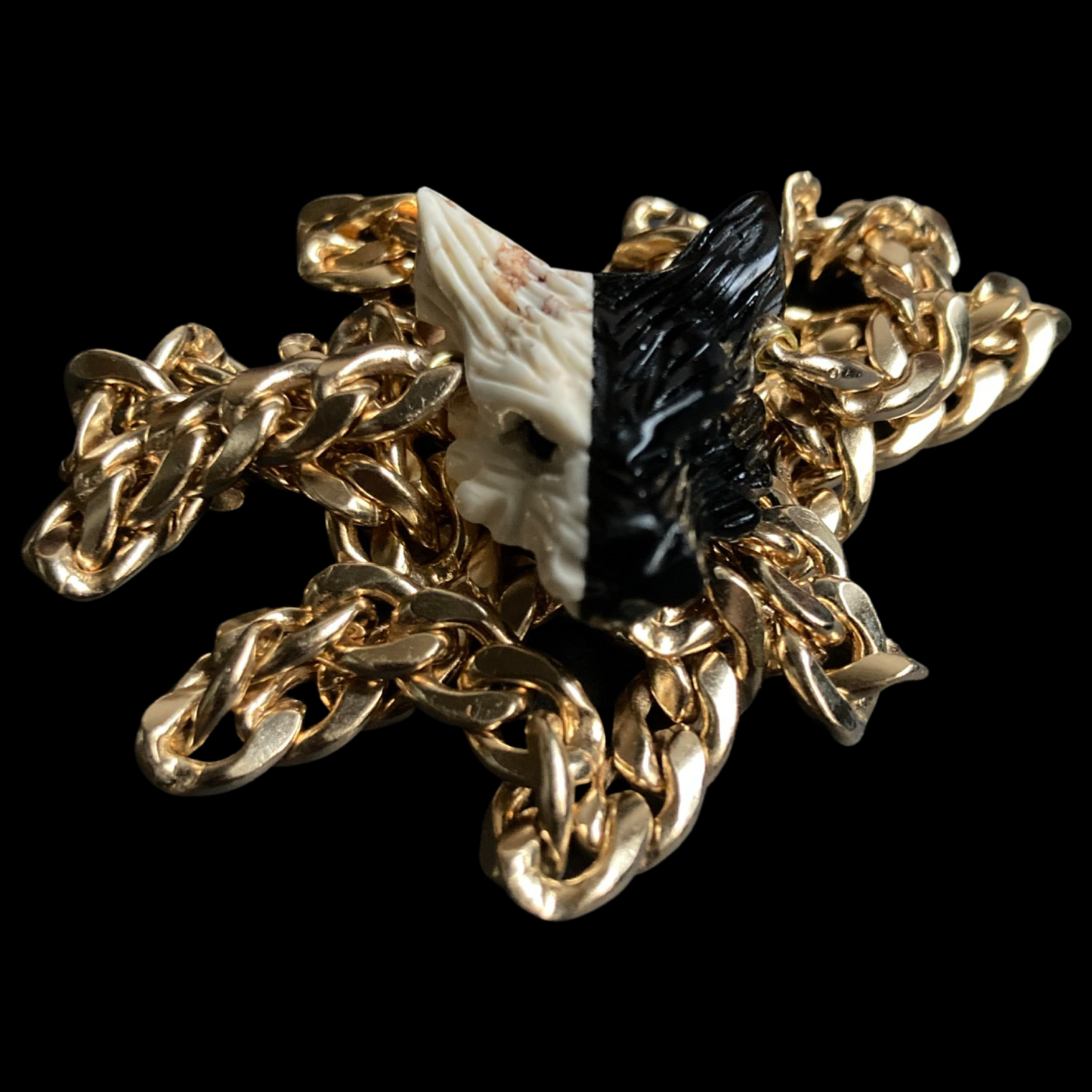 WOLFMOON22 X HOWLITE + BLACK OBSIDIAN ON GOLD CURB