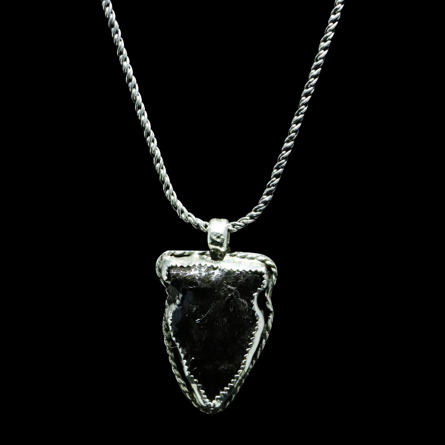 BLACKOUT OBSIDIAN ARROWHEAD